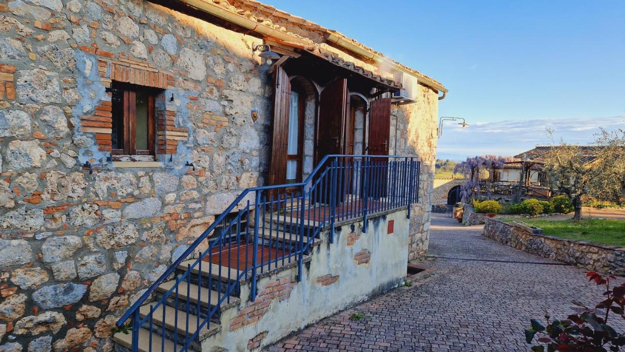몬테리지오니 Antico Borgo Poggiarello 게스트하우스 외부 사진